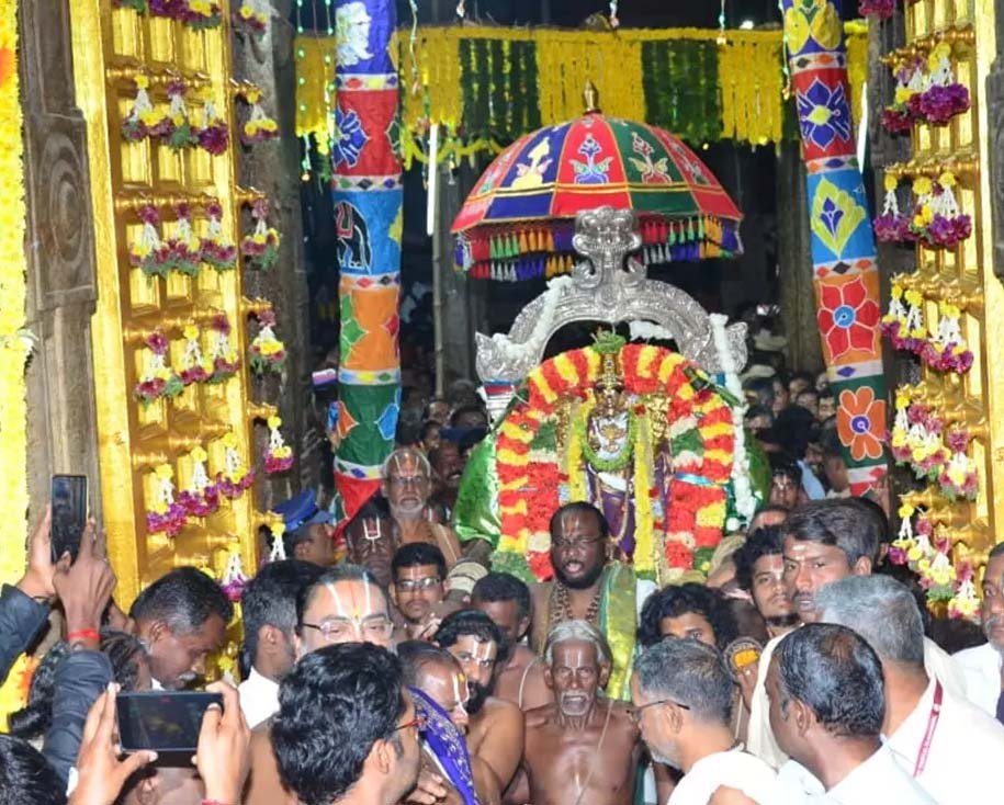 பெருமாள் கோவில்களில் வரும் 30-ம் தேதி  சொர்க்கவாசல் திறப்பு